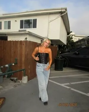 Caitlin Goldie Thumbnail Picture