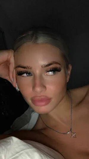 Caitrhx OnlyFans Leaked Free Thumbnail Picture - #LfNEZ9Qn03
