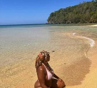 Cakequeen Thumbnail Picture