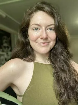 Caley Chisholm Thumbnail Picture