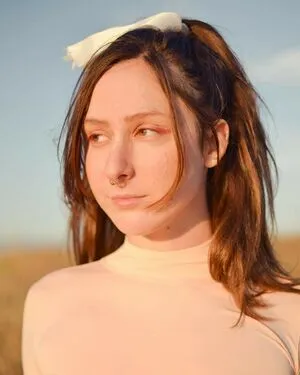 Cami Petyn Thumbnail Picture