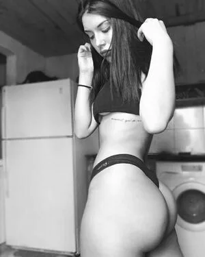 Camicaceresok OnlyFans Leaked Free Thumbnail Picture - #5GBcElqfPa