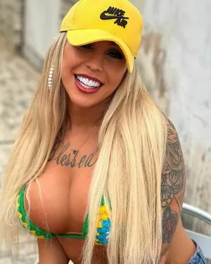 Camylla Wasconcelos Thumbnail Picture