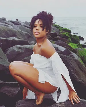 Candace Maxwell Thumbnail Picture