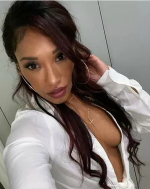Candice Patton OnlyFans Leaked Free Thumbnail Picture - #71bdChejvD