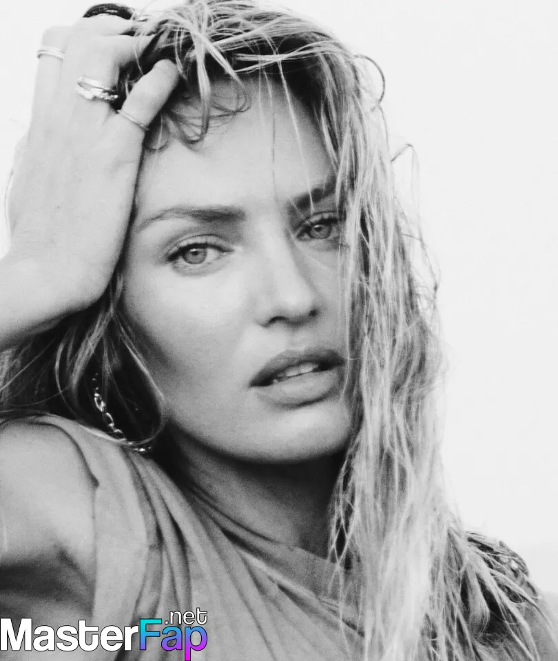 Candice Swanepoel 1 OnlyFans Leak Picture - #RSKe4QENgO.