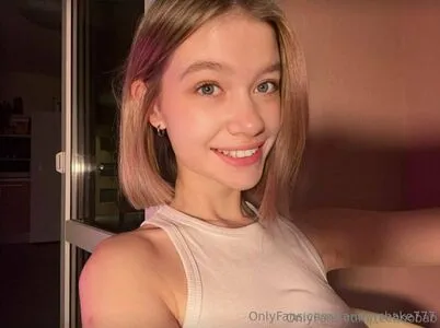 Candy Shake777 OnlyFans Leaked Free Thumbnail Picture - #77ve2iAWCb
