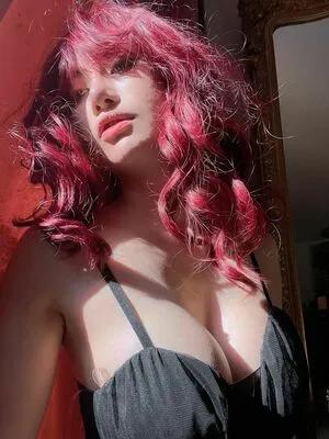 Candygrace Thumbnail Picture