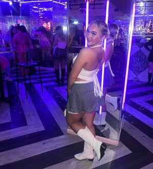 Caoimheeee OnlyFans Leaked Free Thumbnail Picture - #1LcM7PzY05