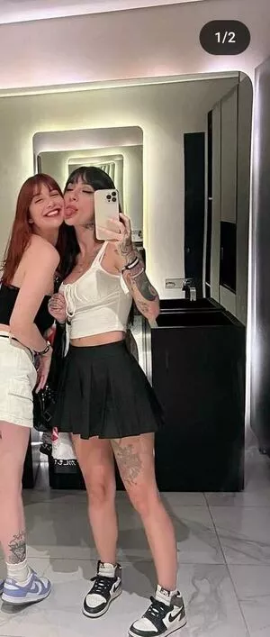 Caputile OnlyFans Leaked Free Thumbnail Picture - #5KbikTC9I5