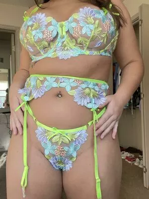 Carenaparsons3 Thumbnail Picture