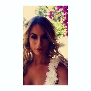 Carla Moreau Thumbnail Picture