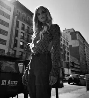 Carlson Young OnlyFans Leaked Free Thumbnail Picture - #pcyM7NKcPi