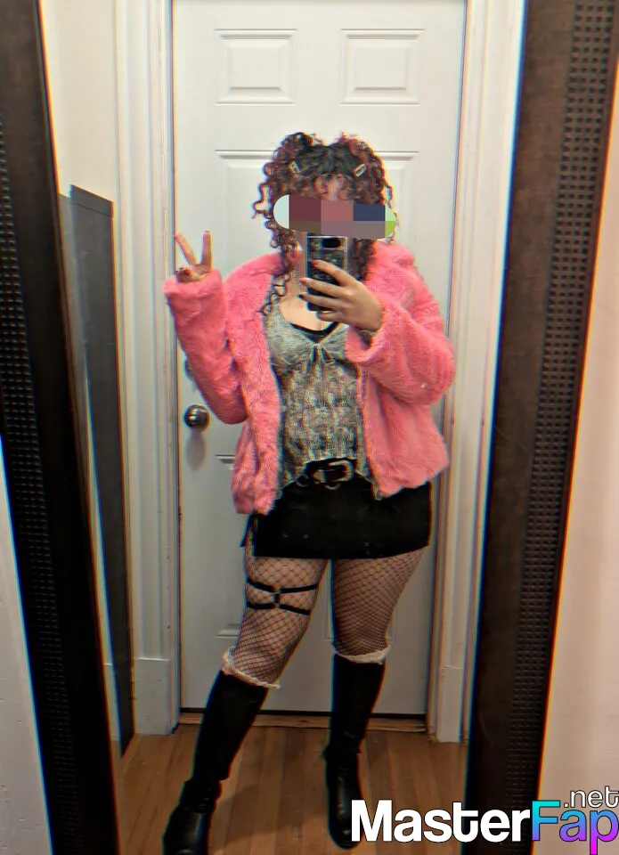 Carmilla Roux OnlyFans Leak Picture - #icLJ8XgFPJ.