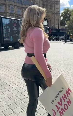 Carol Vorderman OnlyFans Leaked Free Thumbnail Picture - #f02F4ZRNPC