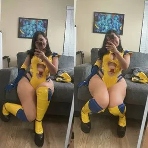 Carolina Angulo Thumbnail Picture