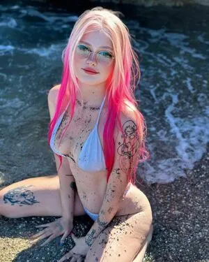 Carolina Monclus Thumbnail Picture