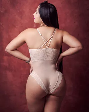 Carolina Ortiz Caceres Thumbnail Picture