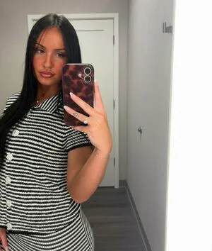 Carolinealexa OnlyFans Leaked Free Thumbnail Picture - #OjtECkOFVd