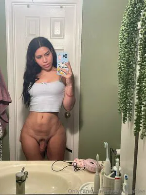 Carolinebabiee Thumbnail Picture