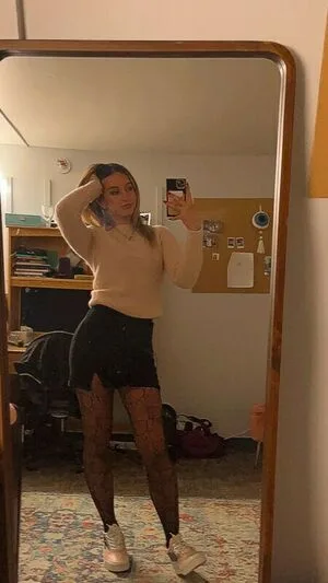 Carolinefbyron OnlyFans Leaked Free Thumbnail Picture - #OsPIj7GEiy
