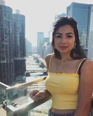 Carolinekwan OnlyFans Leaked Free Thumbnail Picture - #GiGCeUCPiX