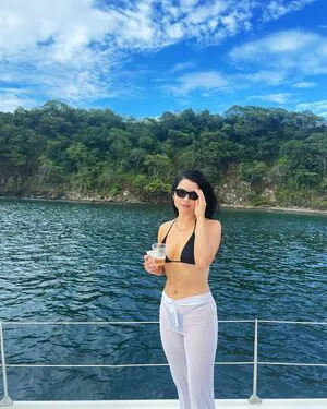 Carolinekwan OnlyFans Leaked Free Thumbnail Picture - #MLpgM9Ckhd