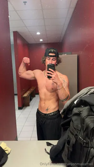 Carsonmakarrall OnlyFans Leaked Free Thumbnail Picture - #6Yyci7NnFR