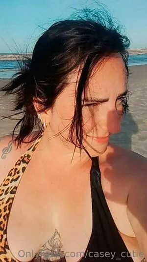 Casey Cutie Thumbnail Picture