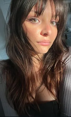 Cassady McClincy Thumbnail Picture