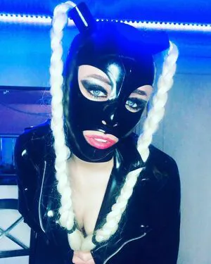 Cath28 OnlyFans Leaked Free Thumbnail Picture - #punDafr6O5