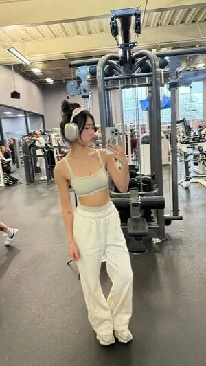 Celia Tran Thumbnail Picture