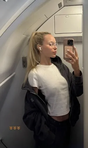 Celinealbar OnlyFans Leaked Free Thumbnail Picture - #MfAl5bejIS