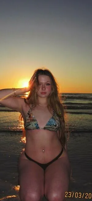 Cereniti OnlyFans Leaked Free Thumbnail Picture - #UO2l26l01W