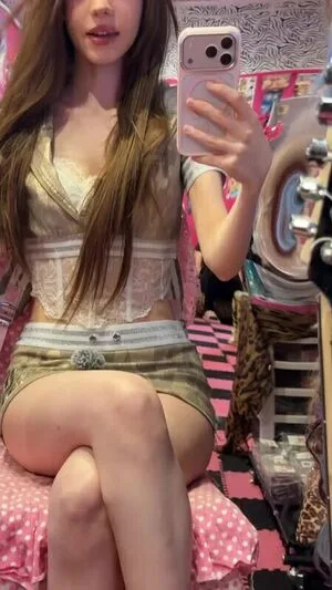 Cey Lazuli OnlyFans Leaked Free Thumbnail Picture - #FNn9vk2que
