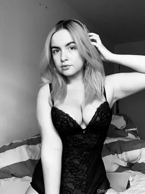 Cezel OnlyFans Leaked Free Thumbnail Picture - #3Dqt8IWA67