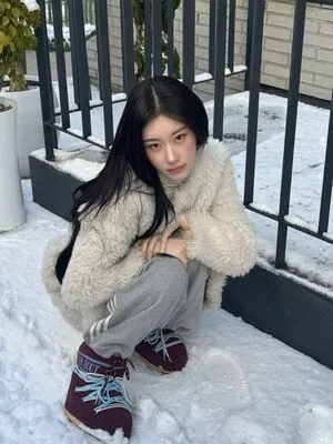 Chaeryeong OnlyFans Leaked Free Thumbnail Picture - #40PntqKZv4
