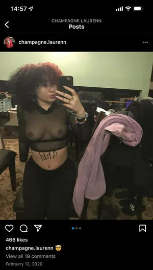Champagne Lauren Thumbnail Picture