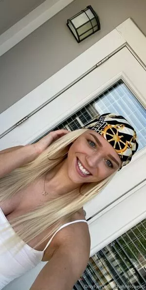 channelsweets OnlyFans Leaked Free Thumbnail Picture - #1TXjogvdAe