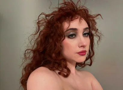 Chappell Roan OnlyFans Leaked Free Thumbnail Picture - #UPAlNP65Dv