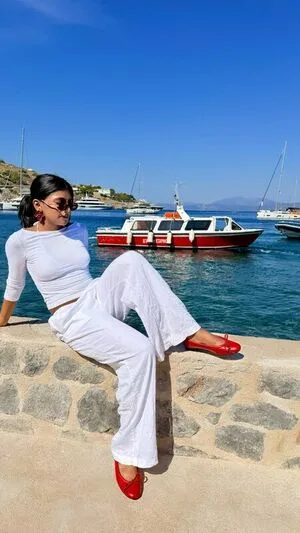 Charithra Chandran OnlyFans Leaked Free Thumbnail Picture - #O873EE3aa4