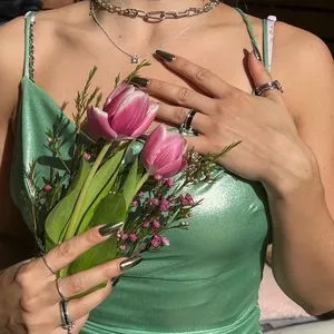 Charli XCX OnlyFans Leaked Free Thumbnail Picture - #0F2TzSdIMK