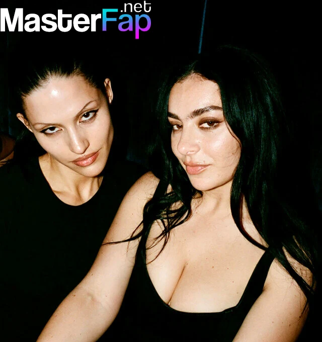 Charli Xcx OnlyFans Leak Picture - #LFpz4bf06W.