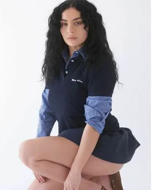 Charli XCX OnlyFans Leaked Free Thumbnail Picture - #T3YEngIt2a
