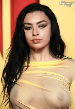 Charli XCX OnlyFans Leaked Free Thumbnail Picture - #Vv5ZFVOSIf