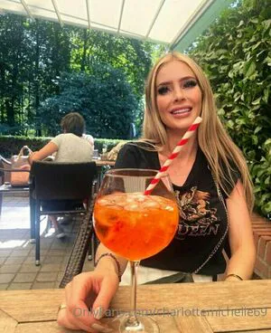 Charlottemichelle69 Thumbnail Picture