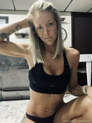 Chart92 OnlyFans Leaked Free Thumbnail Picture - #9RWPzt9xc1