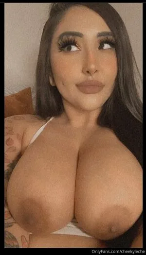 Cheekyleche OnlyFans Leaked Free Thumbnail Picture - #98dzuiBOHp