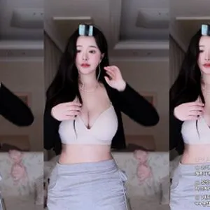 Cher E OnlyFans Leaked Free Thumbnail Picture - #yb4GRic4cv
