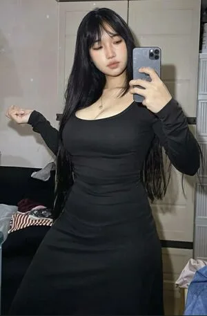 Cherry Lee Chen Thumbnail Picture